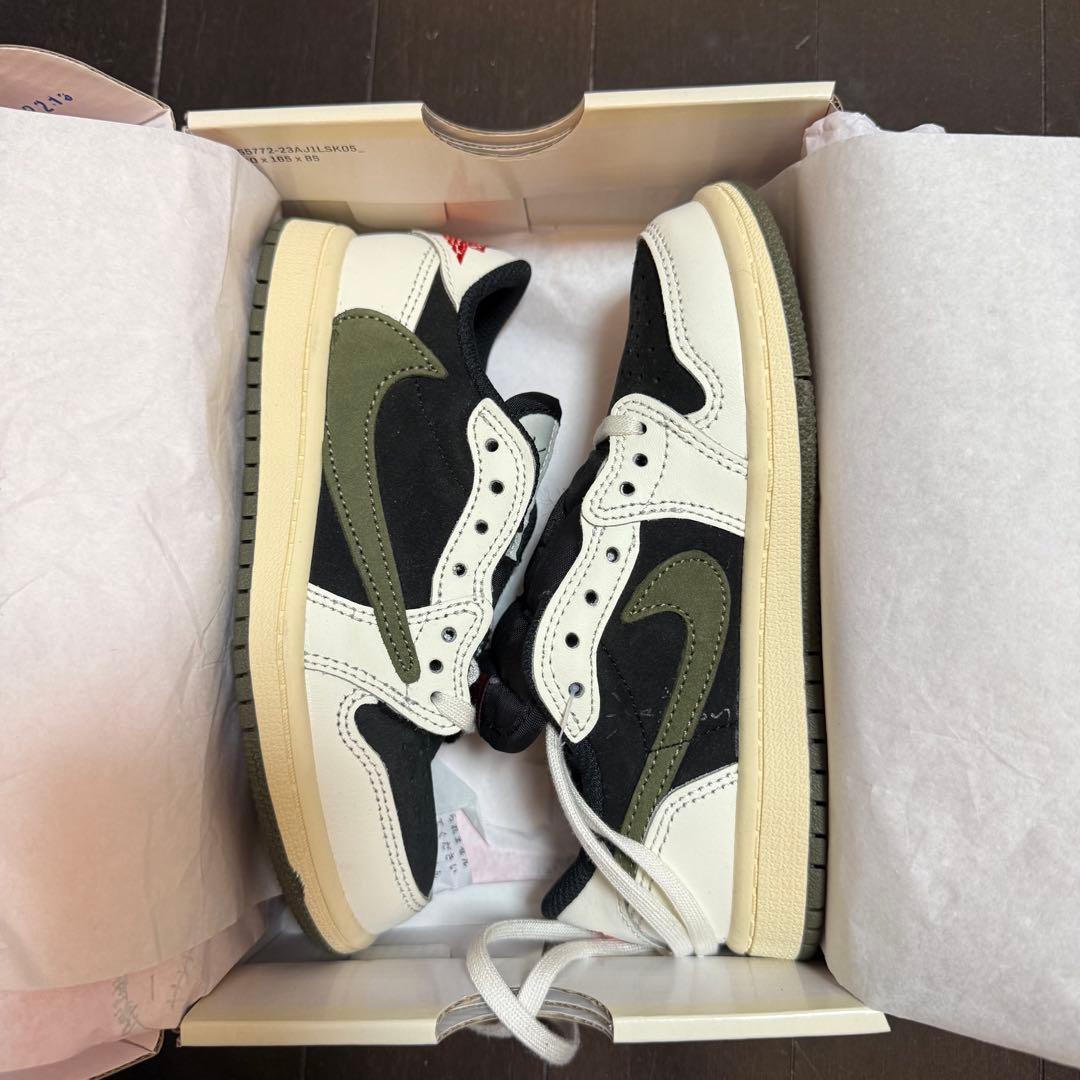新品 トラヴィススコット ナイキ PS エアジョーダン1ミディアム オリーブ
