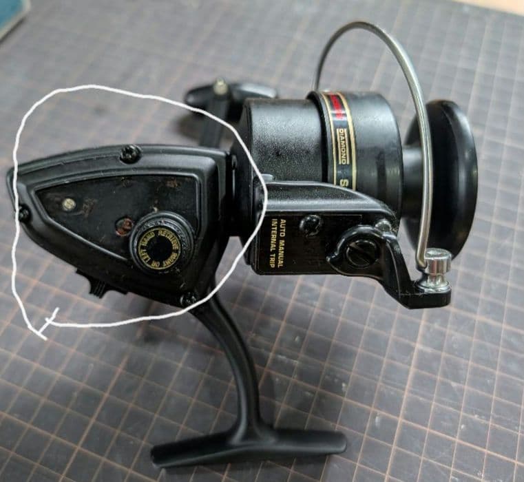 スピニングリール ON/OFFスイッチ付き