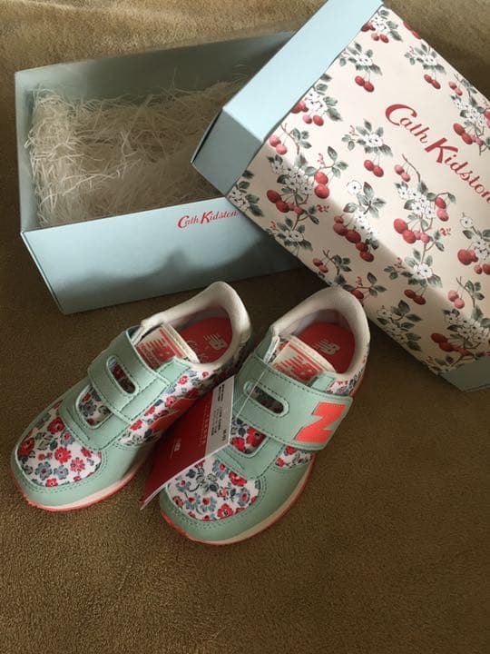 ニューバランス✖️キャスキッドソン　17cm