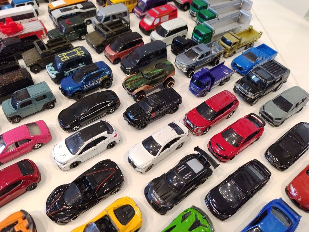 トミカなど【１５４品】まとめ売り