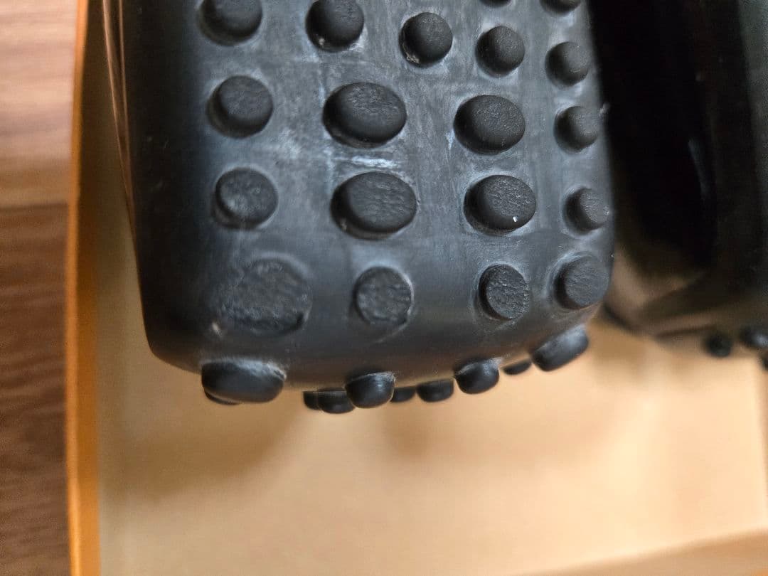 007　TOD'S 　ドライビングシューズ エナメル