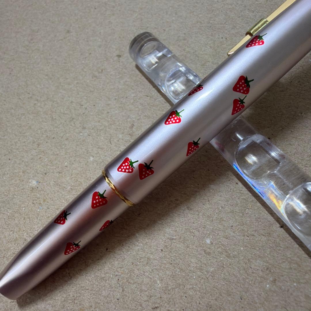 新品 廃盤 PLATINUM プラチナ 万年筆 ショート 14k 細字 いちご