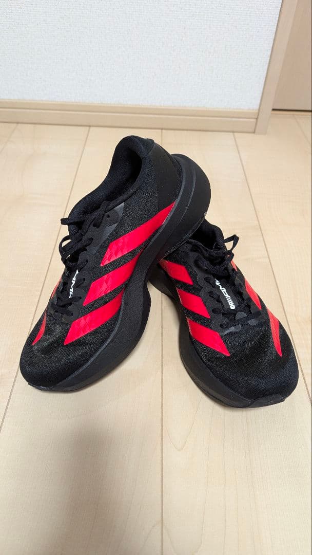 ADIZERO　EVO　SL　AMG 25.5センチ