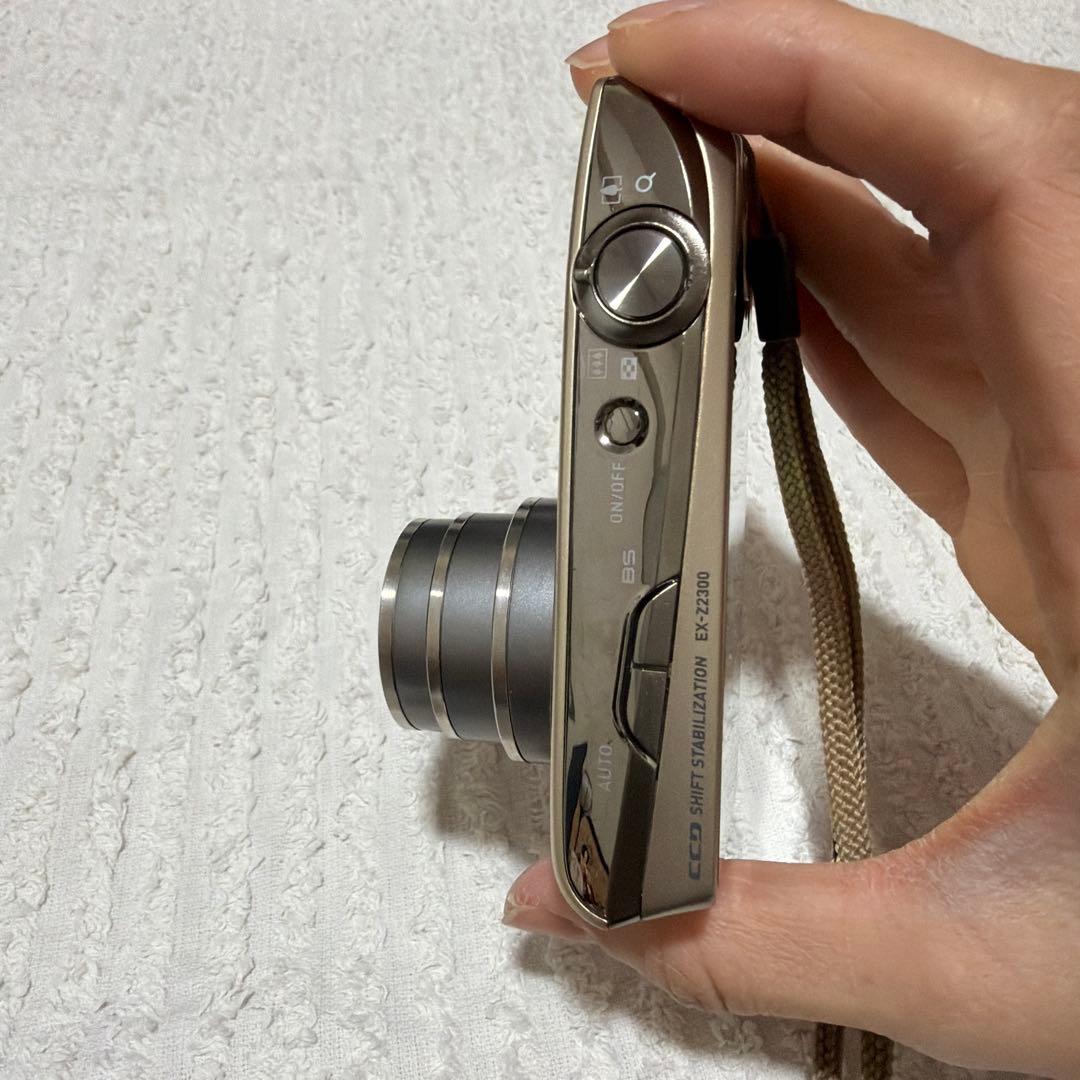 中古　CASIO EXILIM EX-Z2300 デジカメ