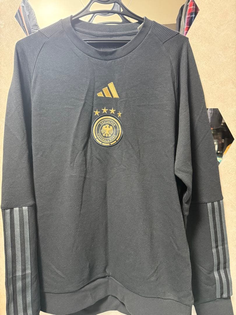 Adidas ドイツ代表スウェット