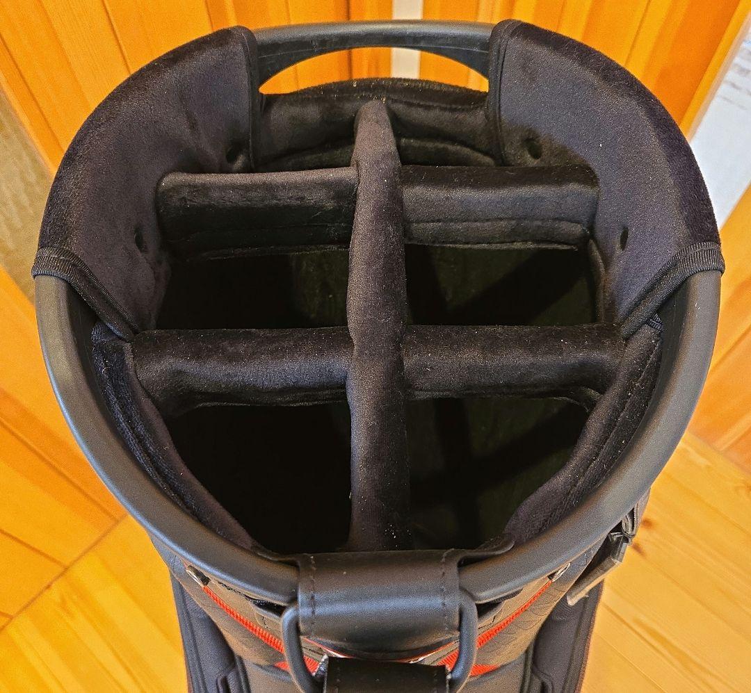 Titleist ゴルフバッグ・キャディバッグ タイトリスト黒/白/赤 プロ仕様