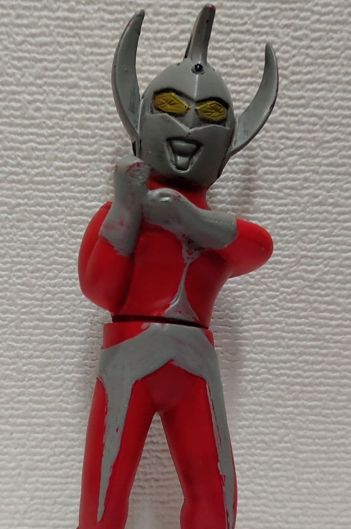 昭和レトロ ブルマァク当時物 ウルトラマンタロウ ポーズミニソフビ