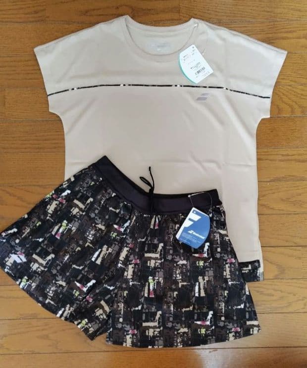 2点セット② バボラ シャツ 、ショートパンツ セットアップ レディーステニスウ