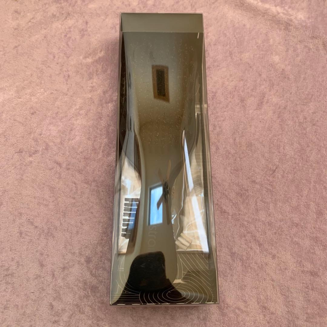 ストレーニア ケアストレートブラシ