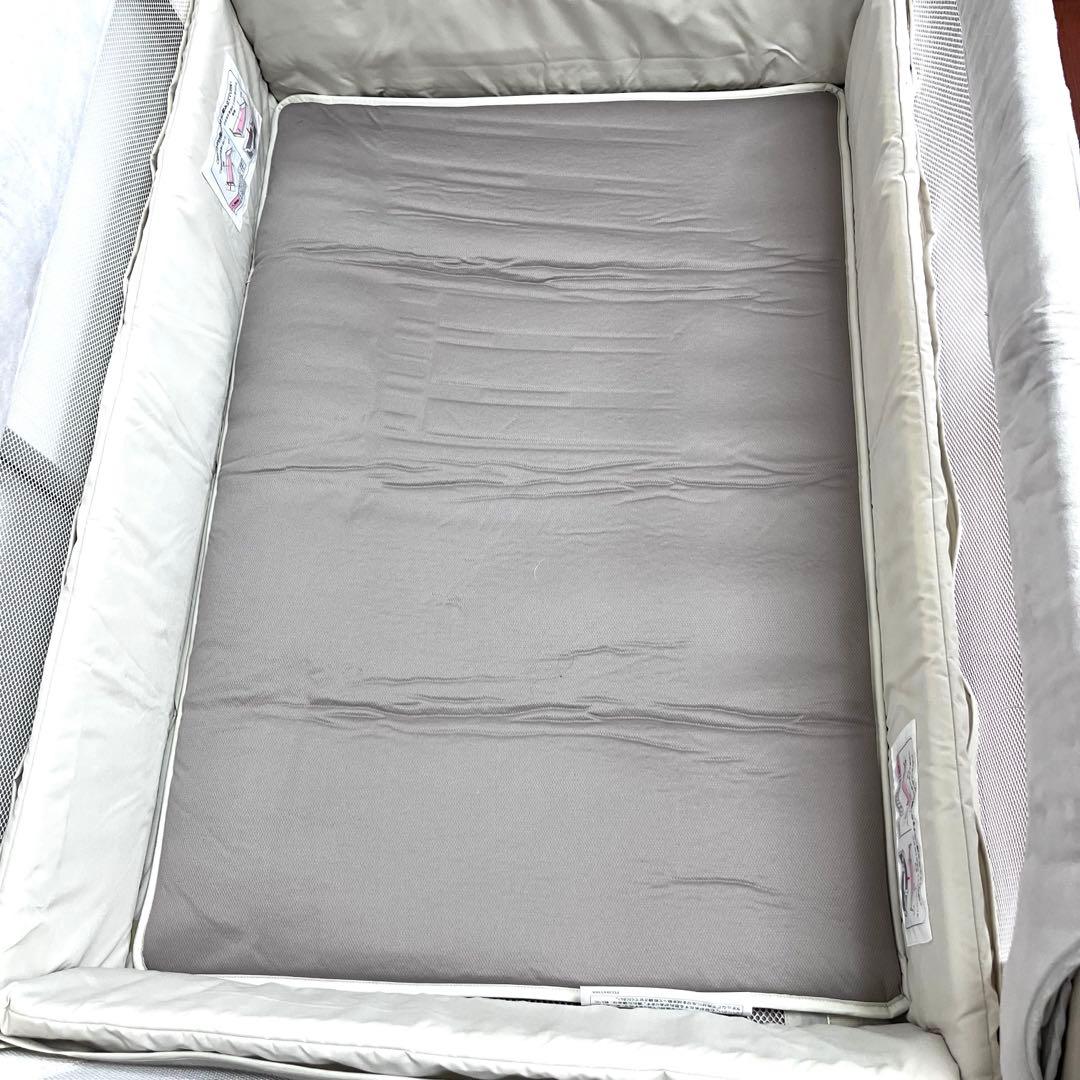 【美品】アップリカ ココネル エアー プラス 折りたたみ ベビーベッド