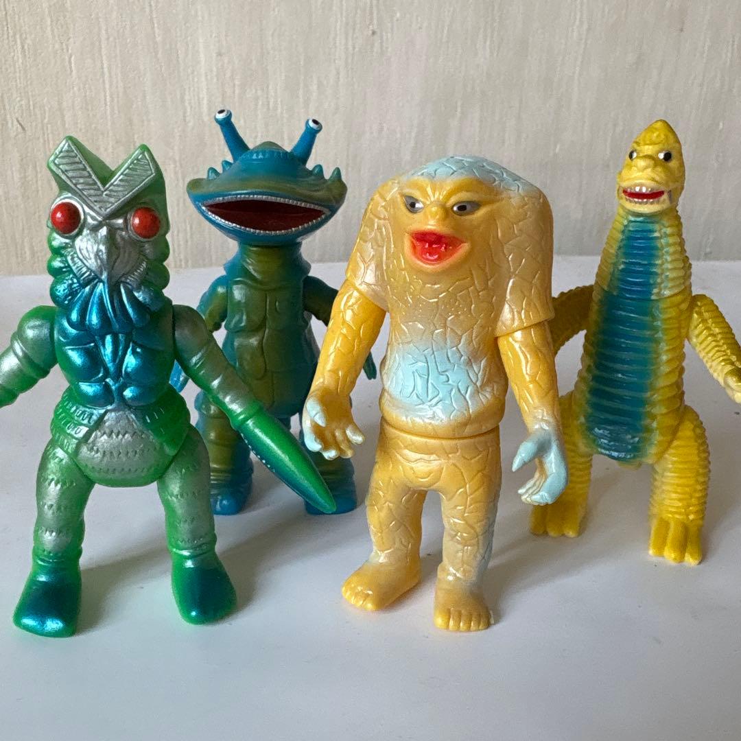 ブルマァク魂　バルタン星人　カネゴン　ジャミラ　レッドキング　ソフビフィギュア