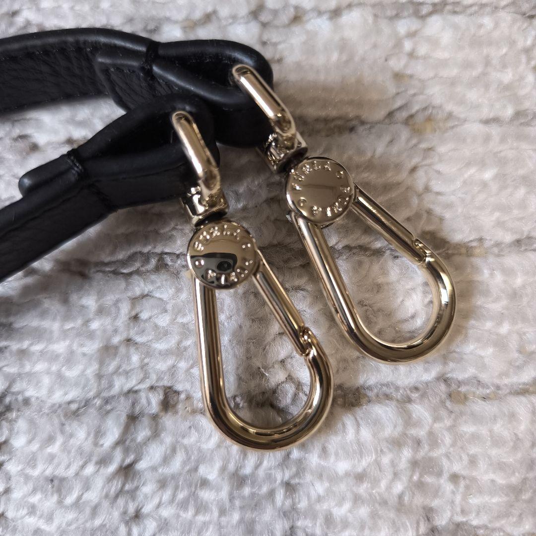 美品！FURLA　フルラ　 黒 レザー ショルダーバッグ