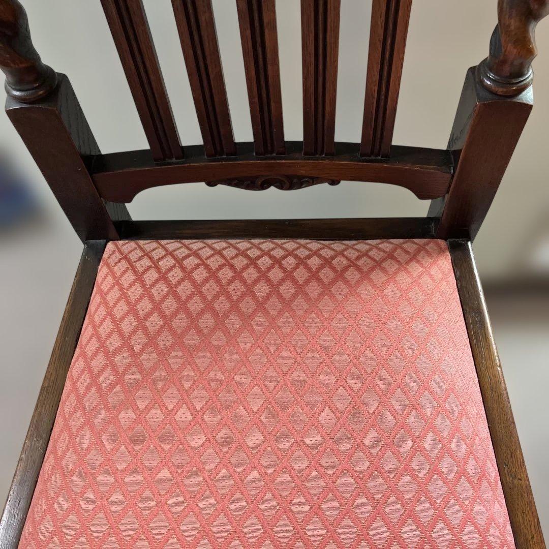 英国　アンティーク　木製椅子 ツイストレッグ　ダイヤモンドパターン ピンク