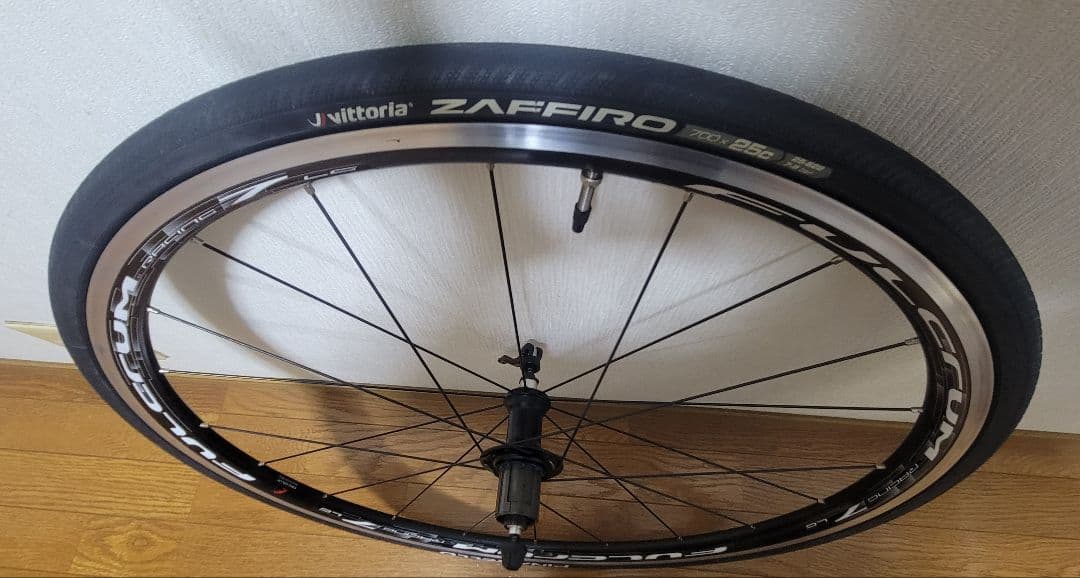 週末限定値引き【美品】FULCRUM レーシング7 700C クリンチャー