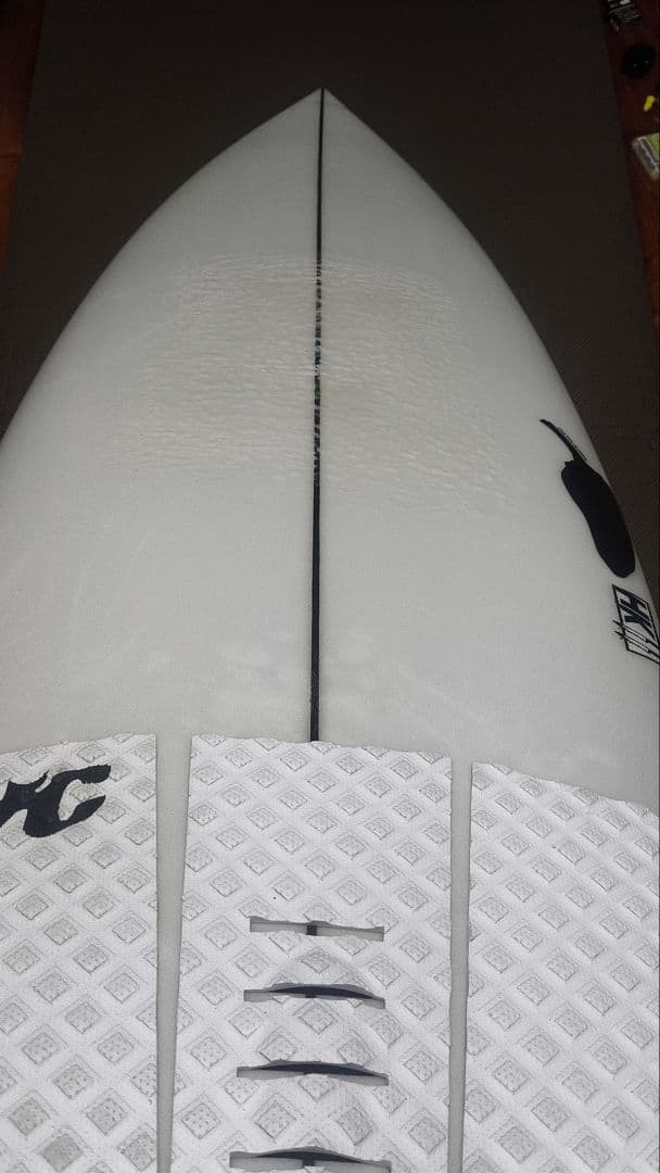 送料込！チリサーフボード5.11