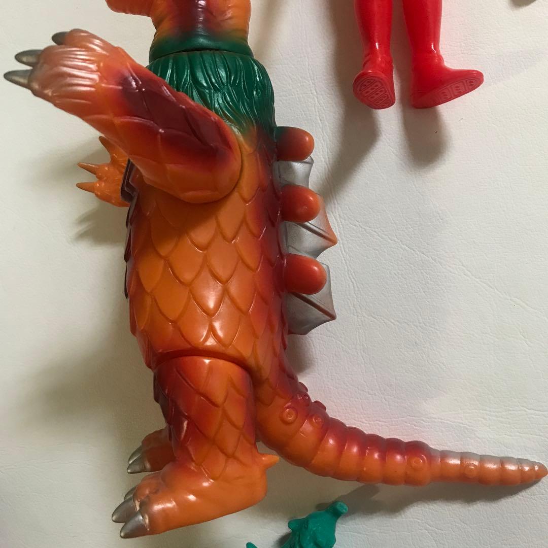 『ウルトラマンタロウ オイルドリンカー コスモリキッド アストロモンス』 人形