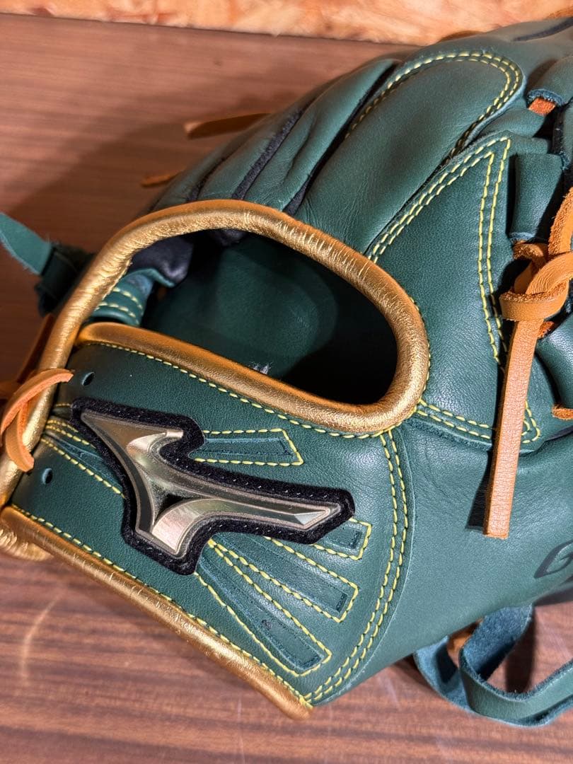 Mizuno Glove Elite ダークグリーン　練習用
