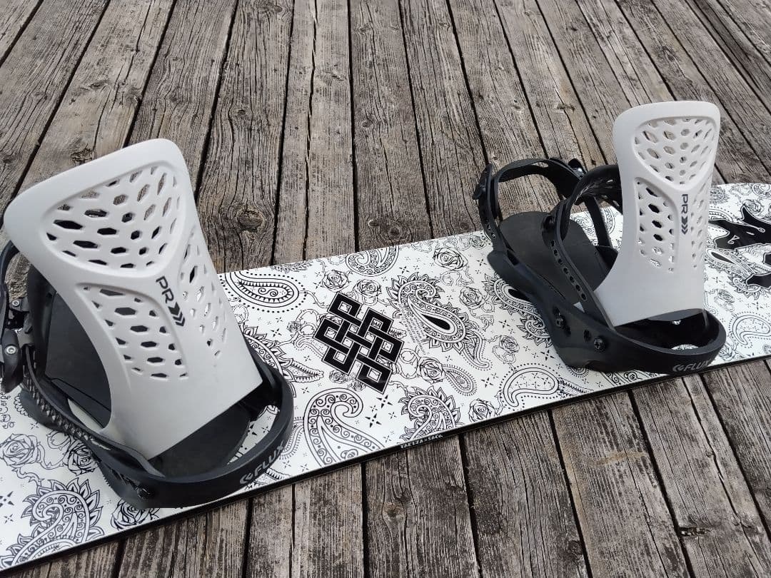 スノーボード 2点セット 極道神風蹴 空人 142cm FLUX PR