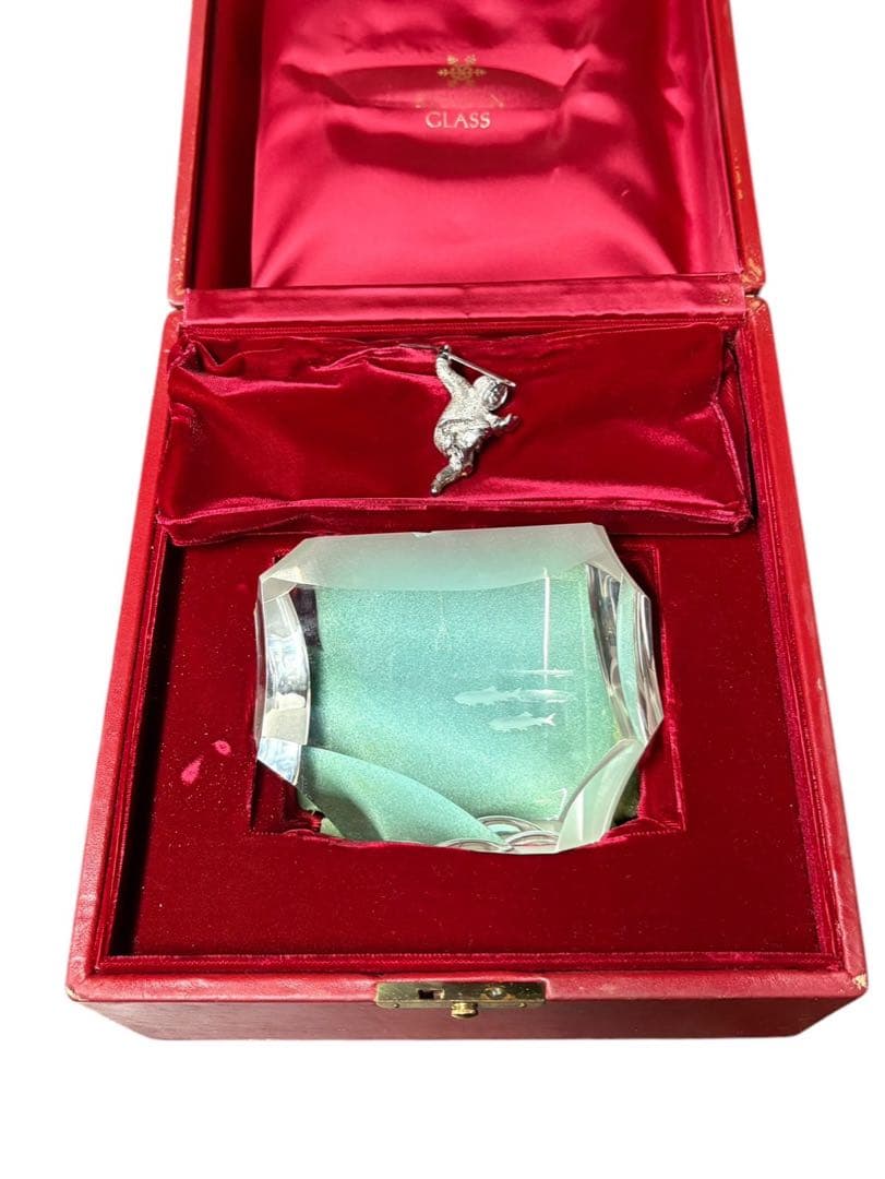 スチューベン　STEUBEN 北極の漁師　FISHERMAN クリスタル　置物