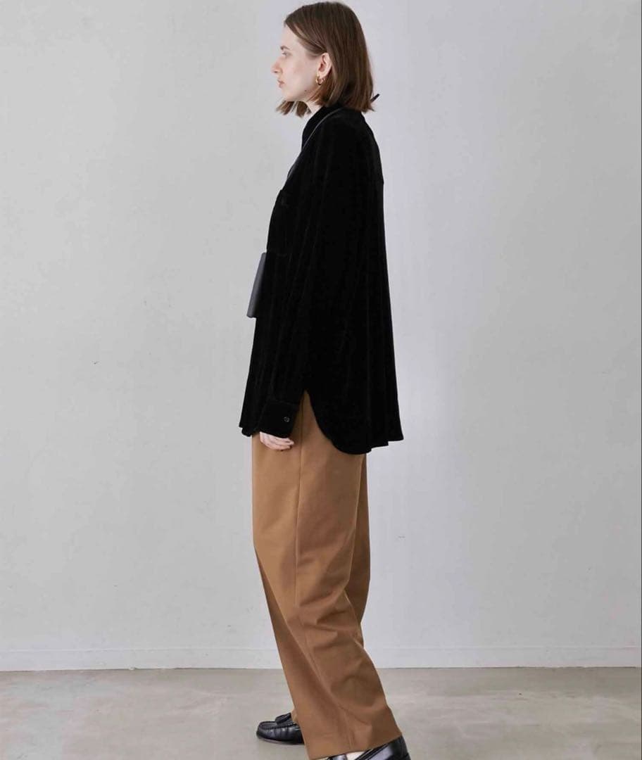 最終値下げしました！ラポドゥジェム　ベロアシャツ　ブラック