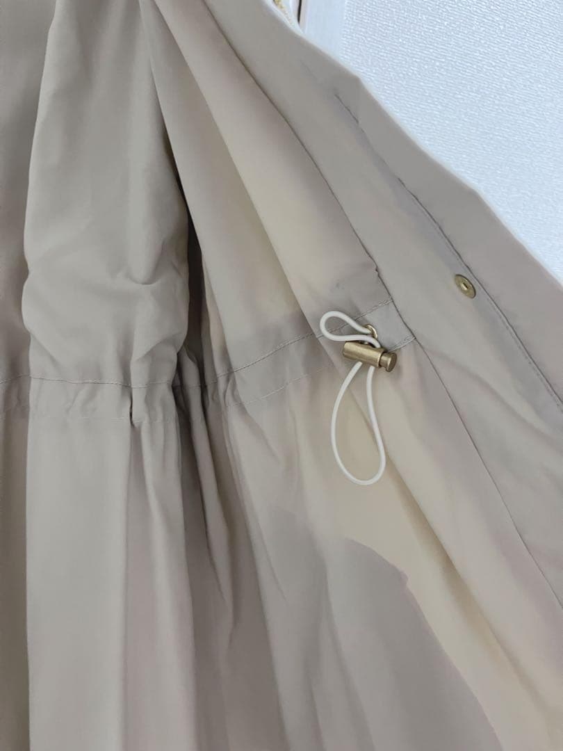 yosk123　微光沢ウエストギャザー2WAYフードコート定価2.2万円