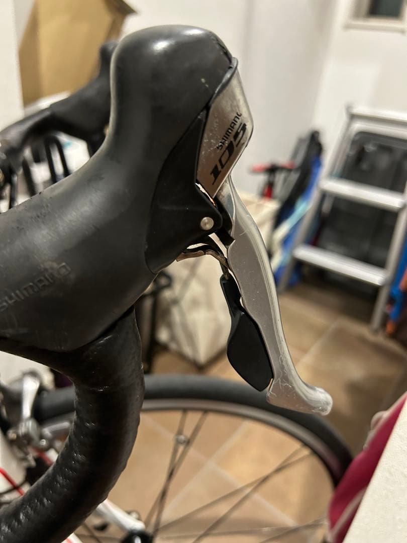 FOCUS VARIADO ロードバイク　直接引き取り限定