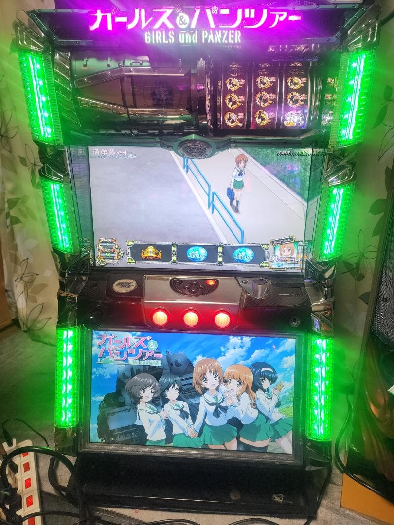 ぴ*ん様 5号機　パチスロ実機　ガールズ&パンツァー　不要機付