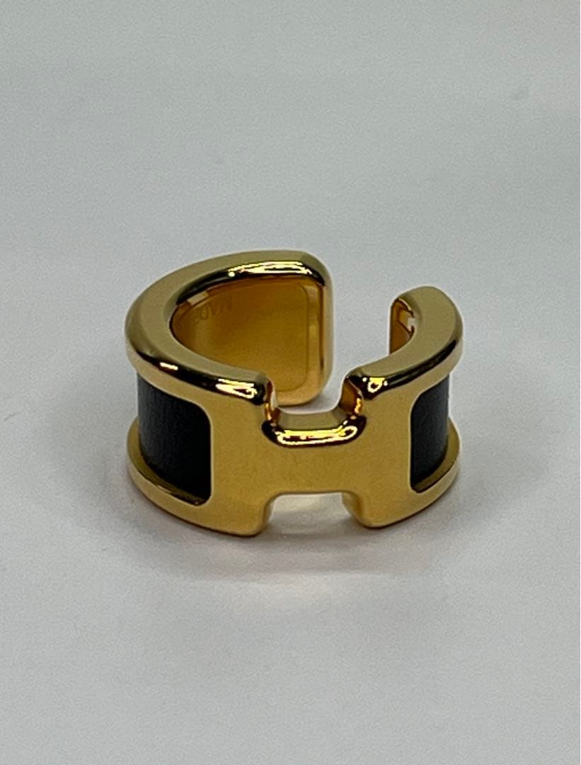 nnkk エルメス オランプ GPレザー イヤーカフ オランプレディース