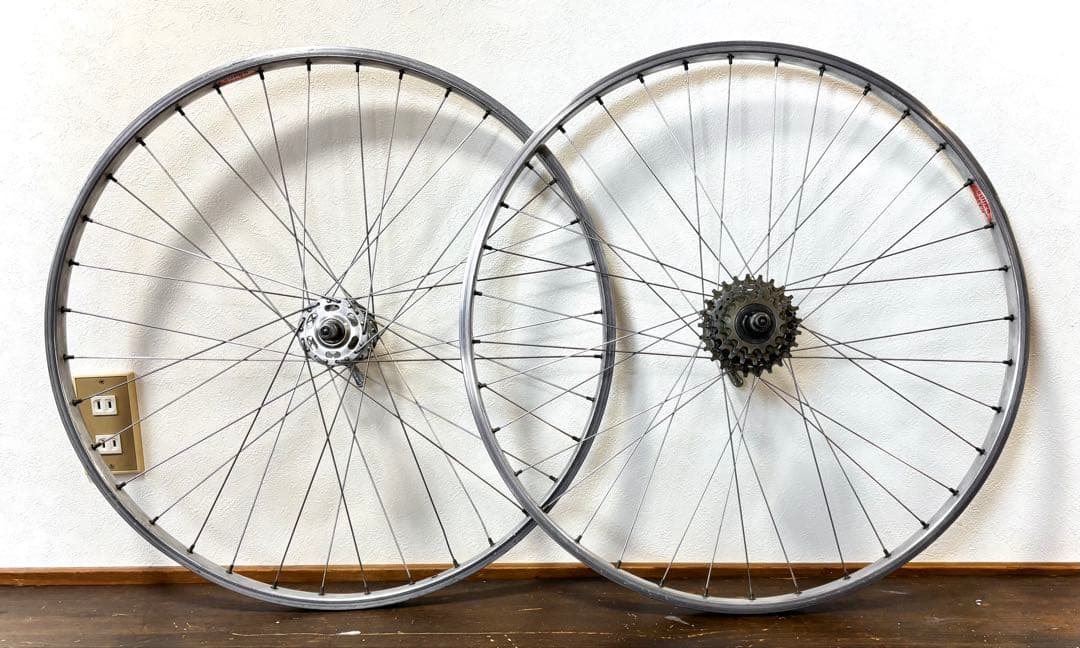 ランドナー ホイールセット　シマノラージハブ デュラエーススプロケ650B