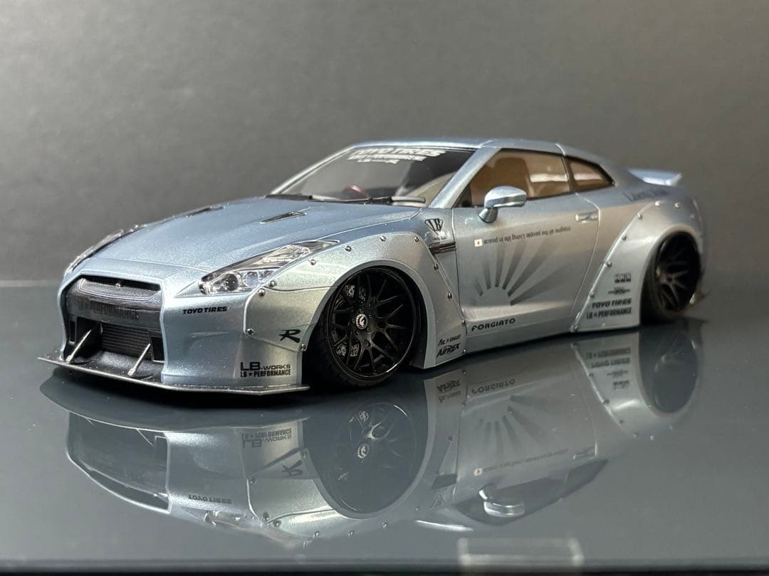 1/24リバティーウォークR35 GT-R 完成品