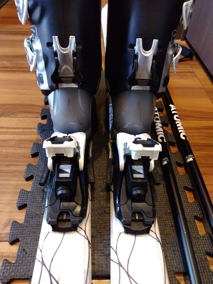 【ハイエンド】ATOMIC 学生・レディース スキーセット メンテ・WAX済み✔