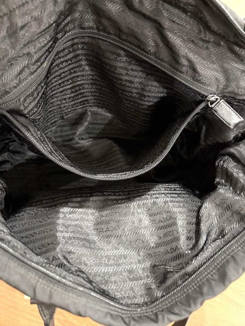 PRADA　プラダ　ビジネスバッグ　ボストン　ブラック　三角プレート