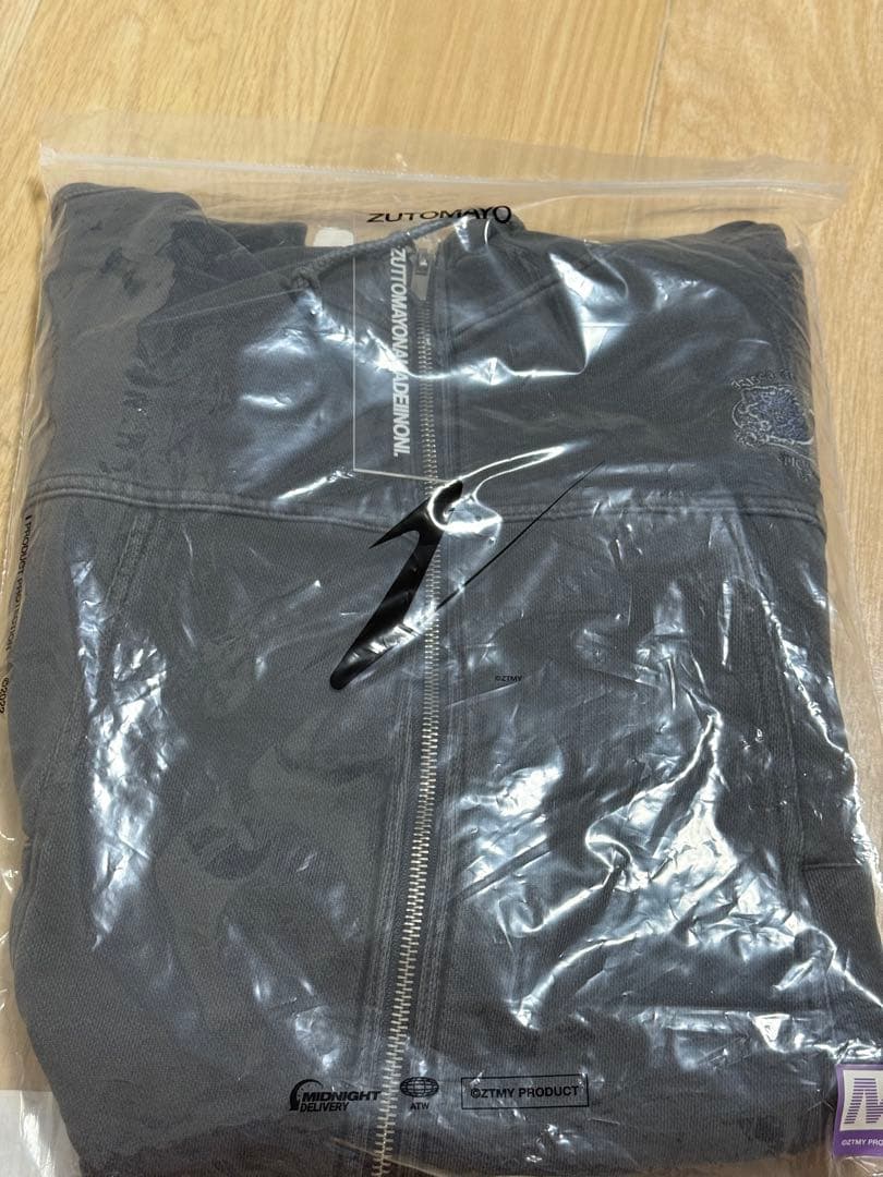 ずとまよ 【M】陰陽 パーカー