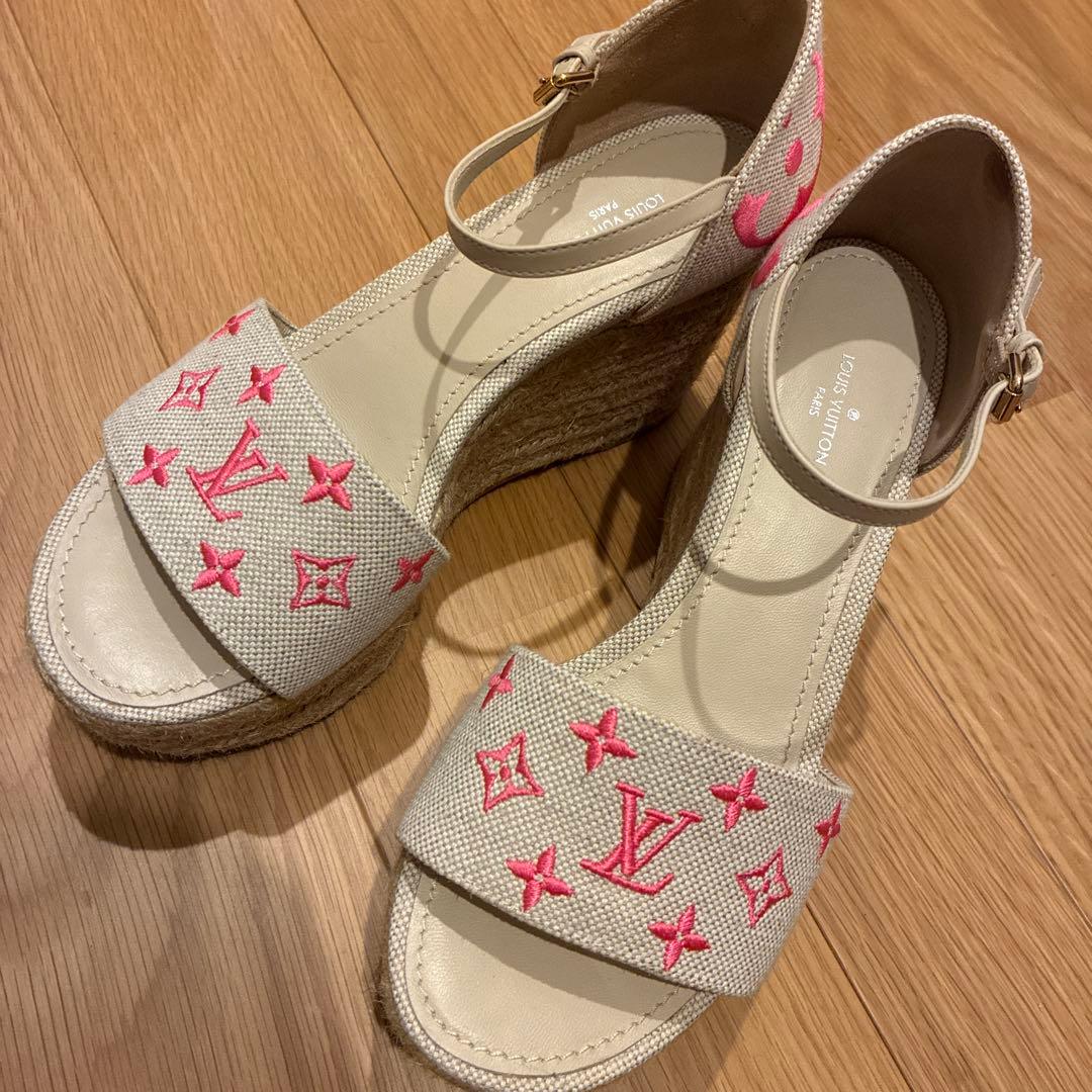 Louis Vuitton ウェッジソールサンダル ベージュ・ピンク