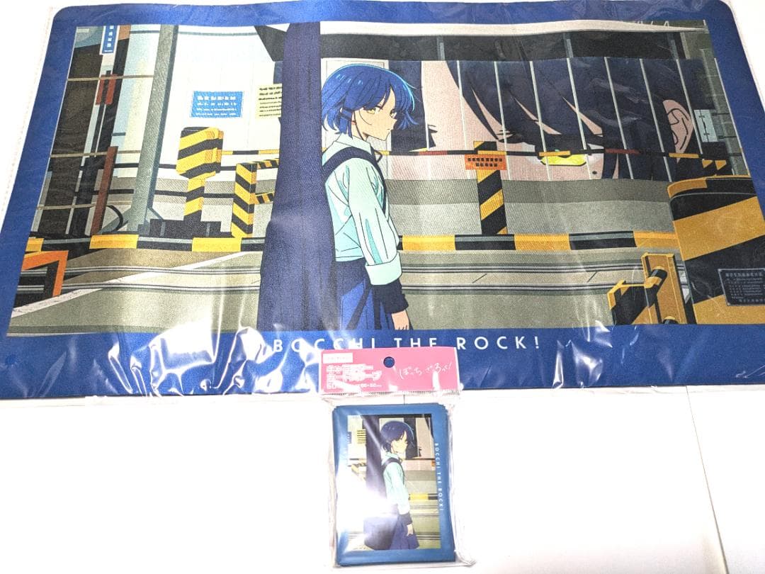 新品未開封 ぼっち・ざ・ろっく! 山田リョウ スリーブ&プレイマットセット