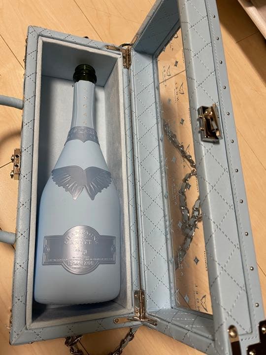 エンジェルシャンパン