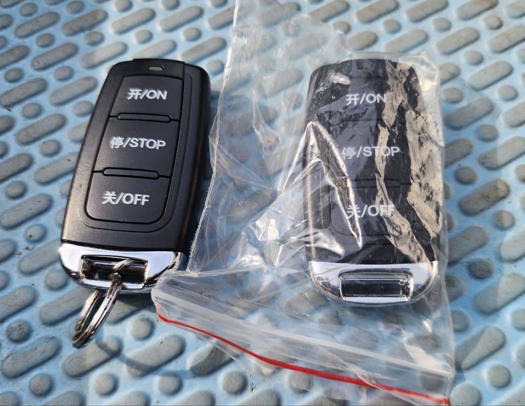 B-BASE様 GRESS電動ルーフテント