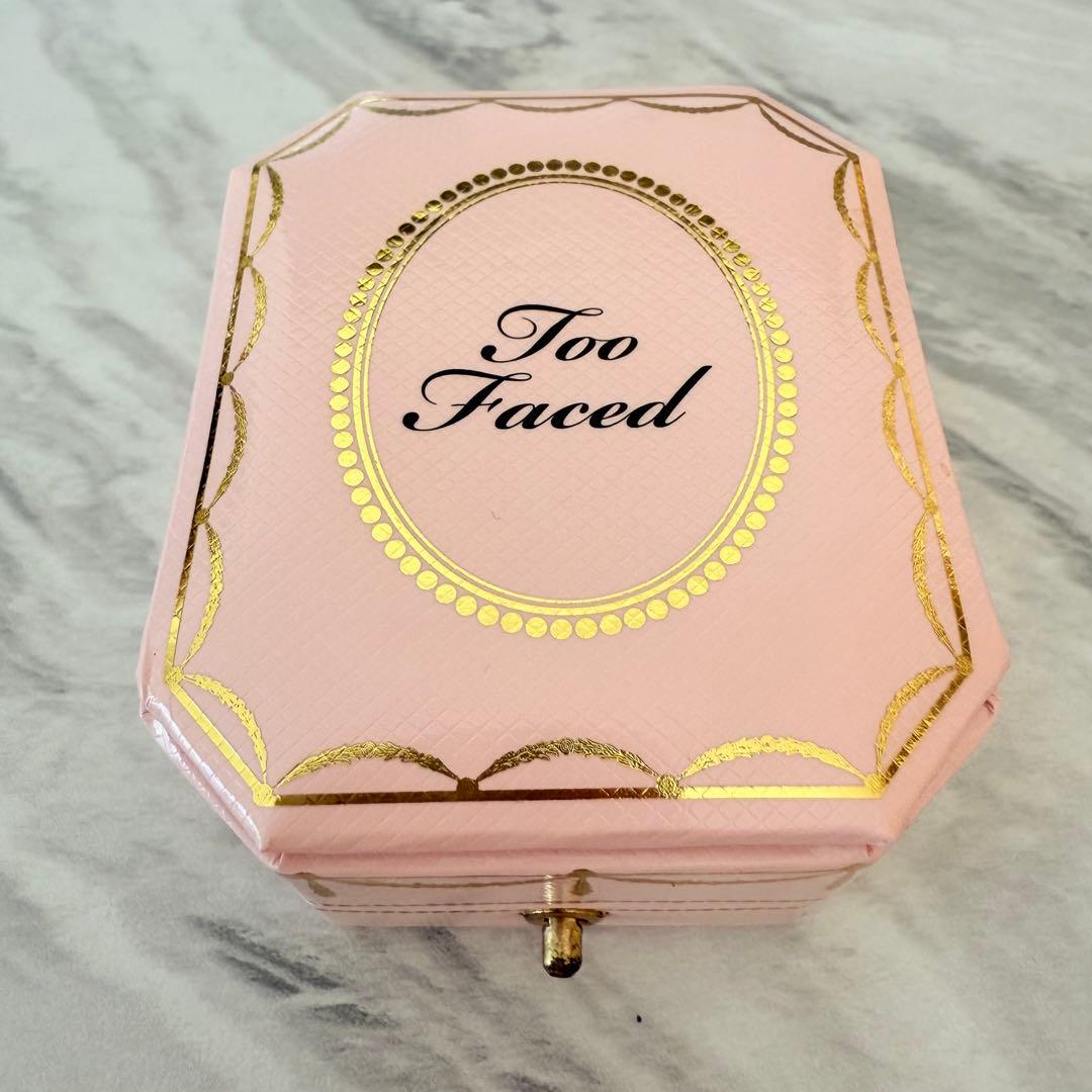 Too Faced コントロールカラー マルチユースハイライター