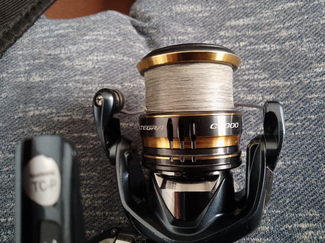 【分解メンテ済み】シマノ アルテグラ　 C3000 ゴメクサスノブ付き