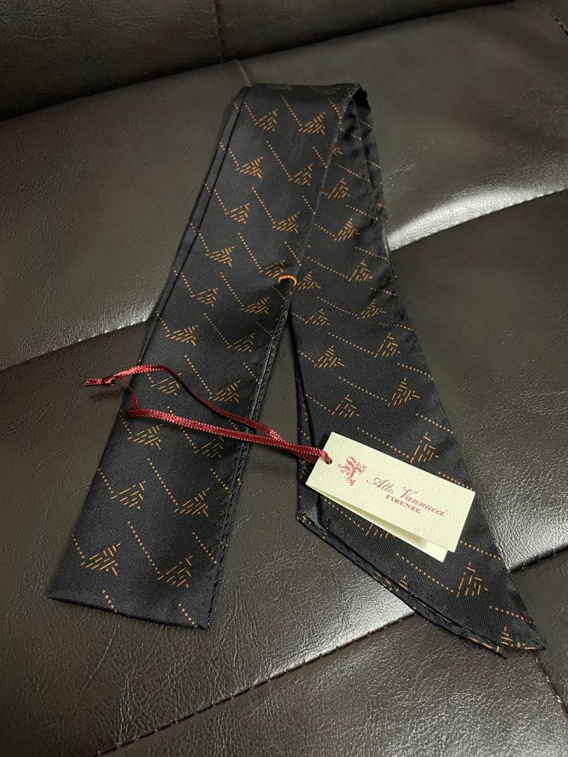 Atto Vannucci アット ヴァンヌッチ　ネッカチーフ