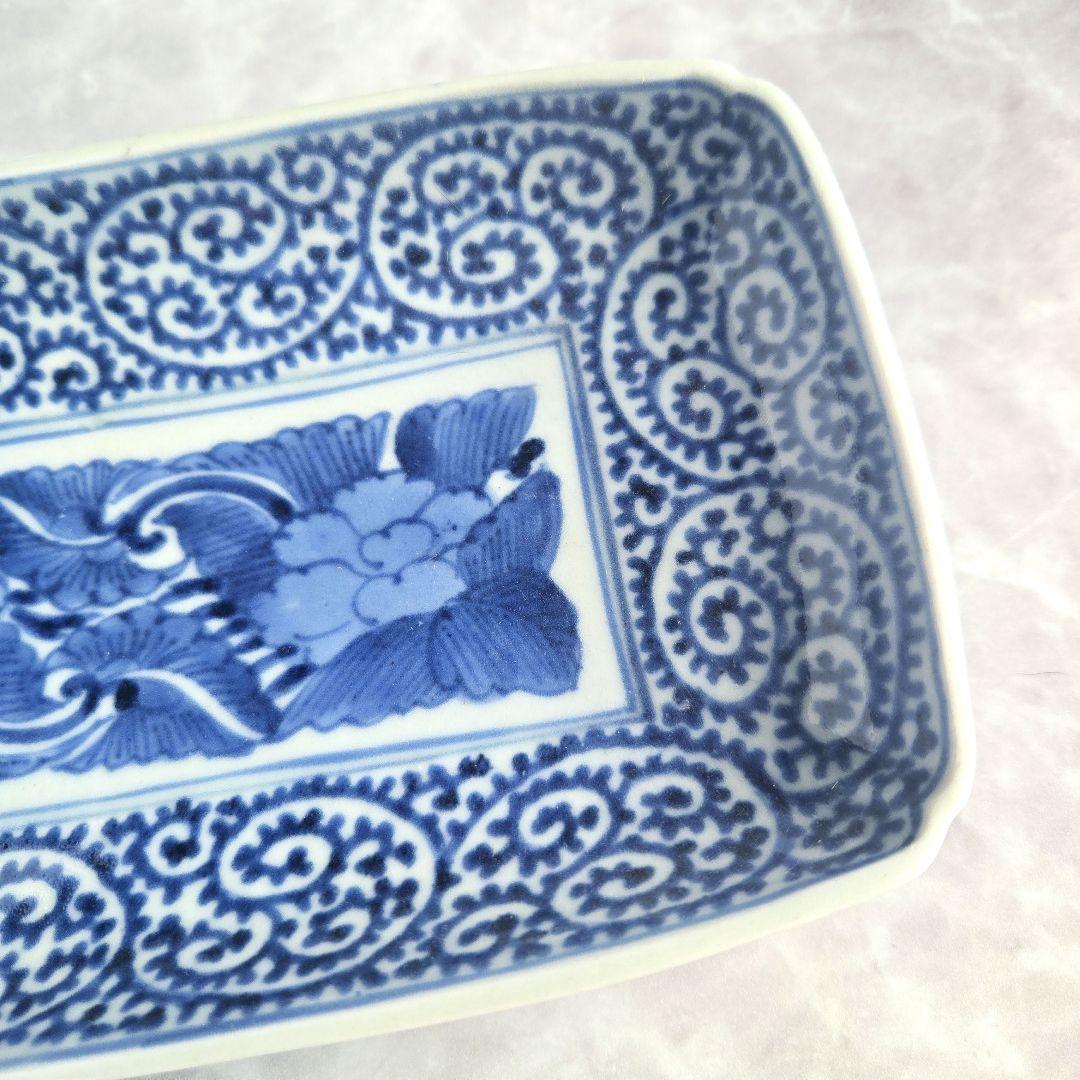 無傷　古伊万里　染付　蛸唐草　長皿　角皿　江戸時代　金直し　金継ぎ　骨董　牡丹