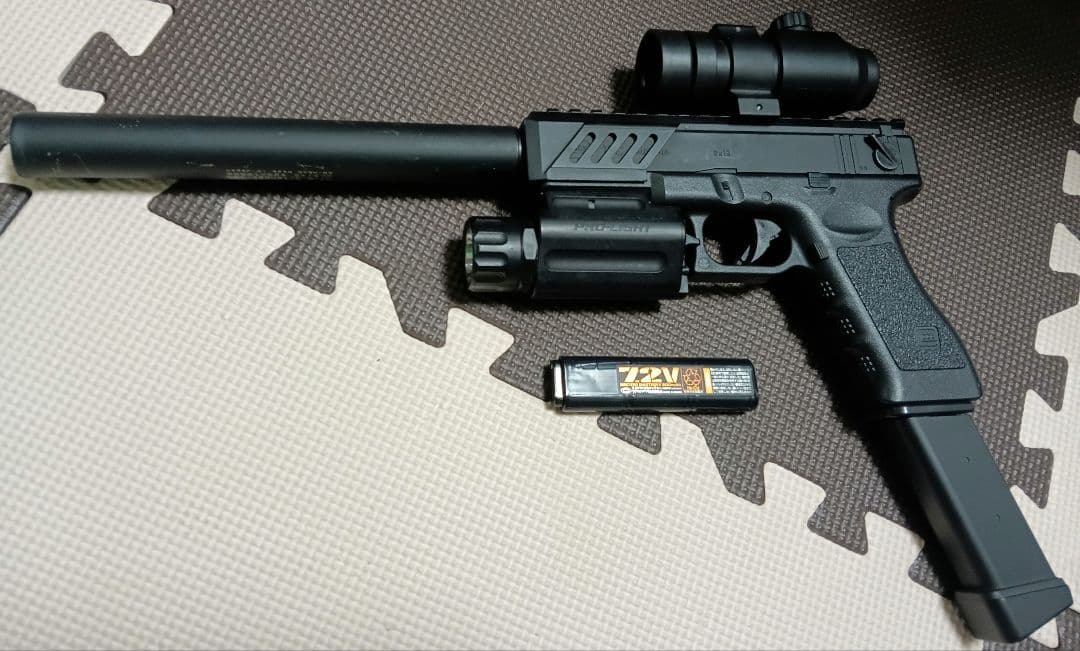 東京マルイ　グロック18C カスタム