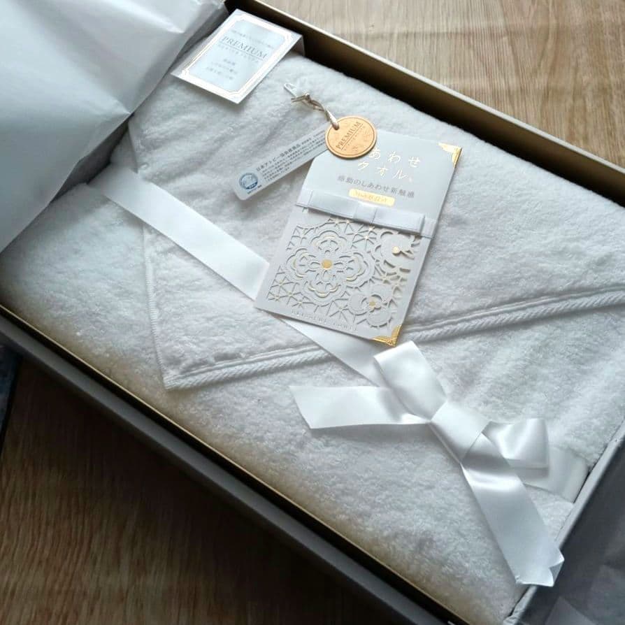 UCHINOプレミアム しあわせタオル バスタオル 白 ホワイト 70 140