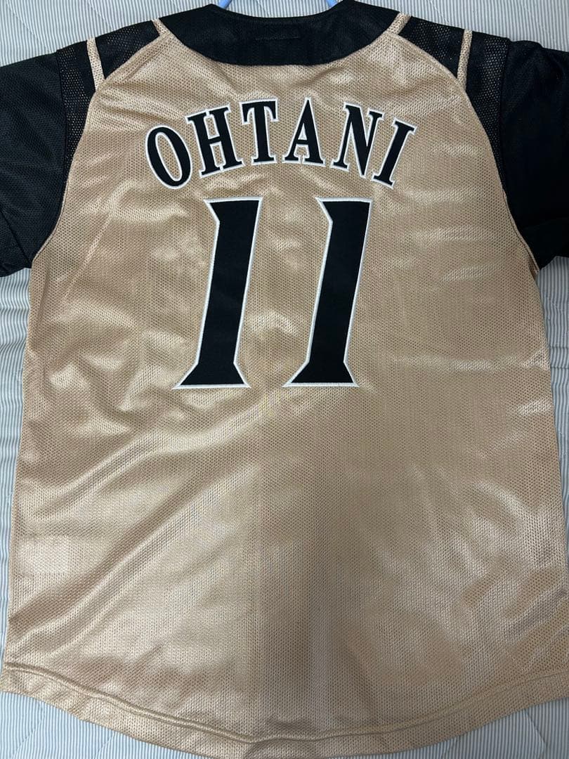 刺繍　大谷翔平 日本ハム 11 レプリカユニフォーム ビジター 130サイズ