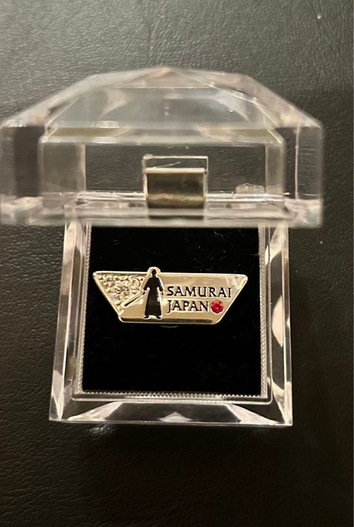 侍ジャパン　ピンバッジ　2012