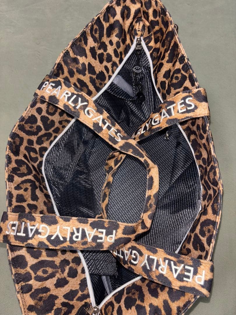 （本舗ひろろ）パーリーゲイツ、レオパード柄シリーズ、ロッカーバッグ