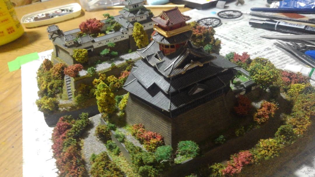 お城✨SP仕上げ✨秋の安土城✨プラモデル✨製作受付画像‼️