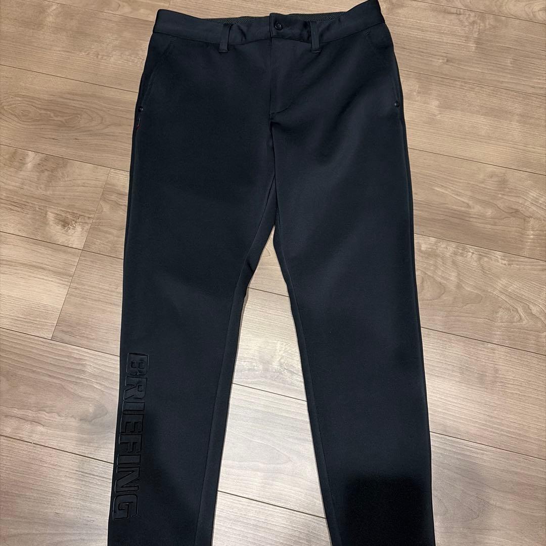 BRIEFING ブラックパンツ