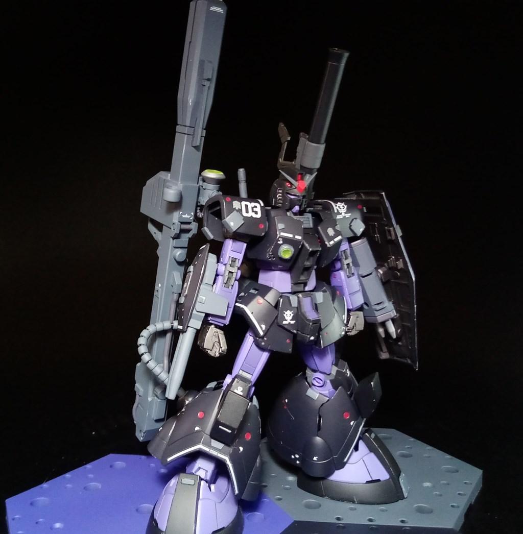 RG ガンダム ドムアーマー 黒い三連星 専用 鹵獲改修機 ガンプラ 完成品