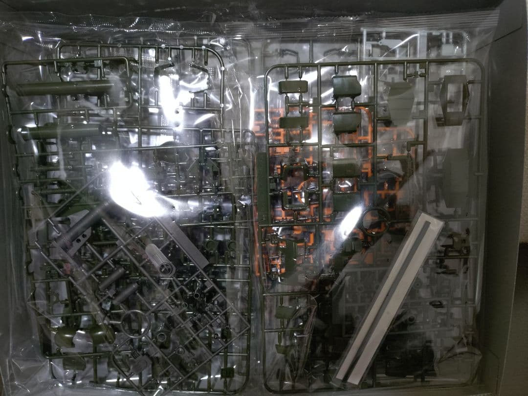 【新品未組立】ＭＧ 1/100 フルアーマーガンダム